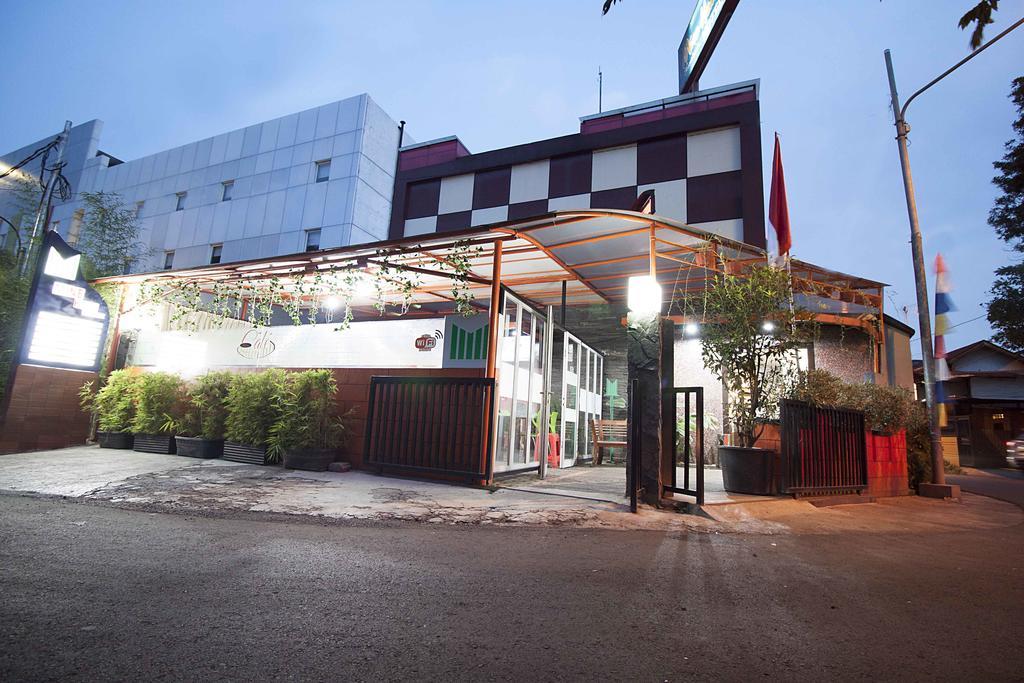 Mine Home Hotel Bandung Eksteriør bilde